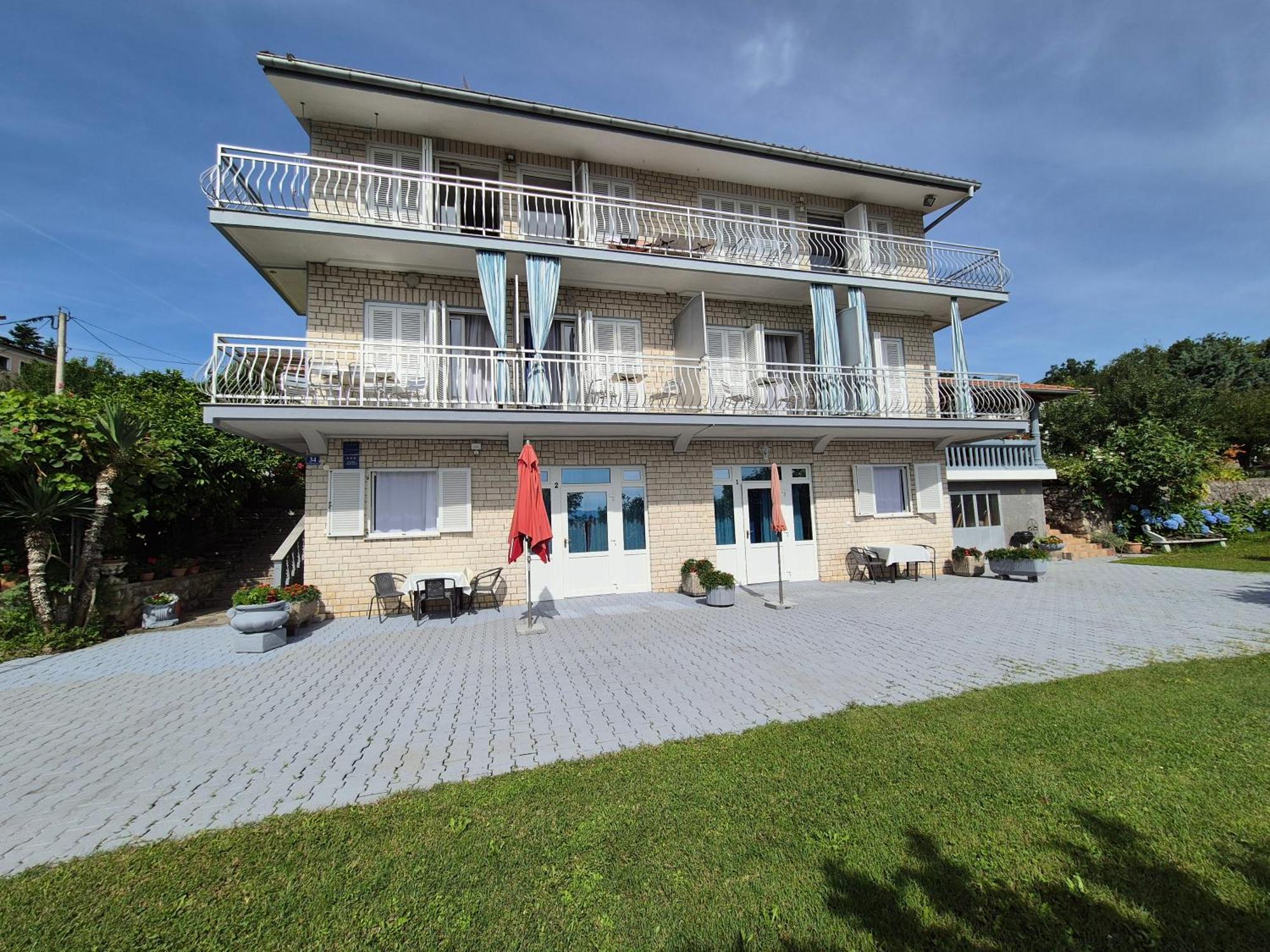 Apartmani Adria Opatija Exterior photo